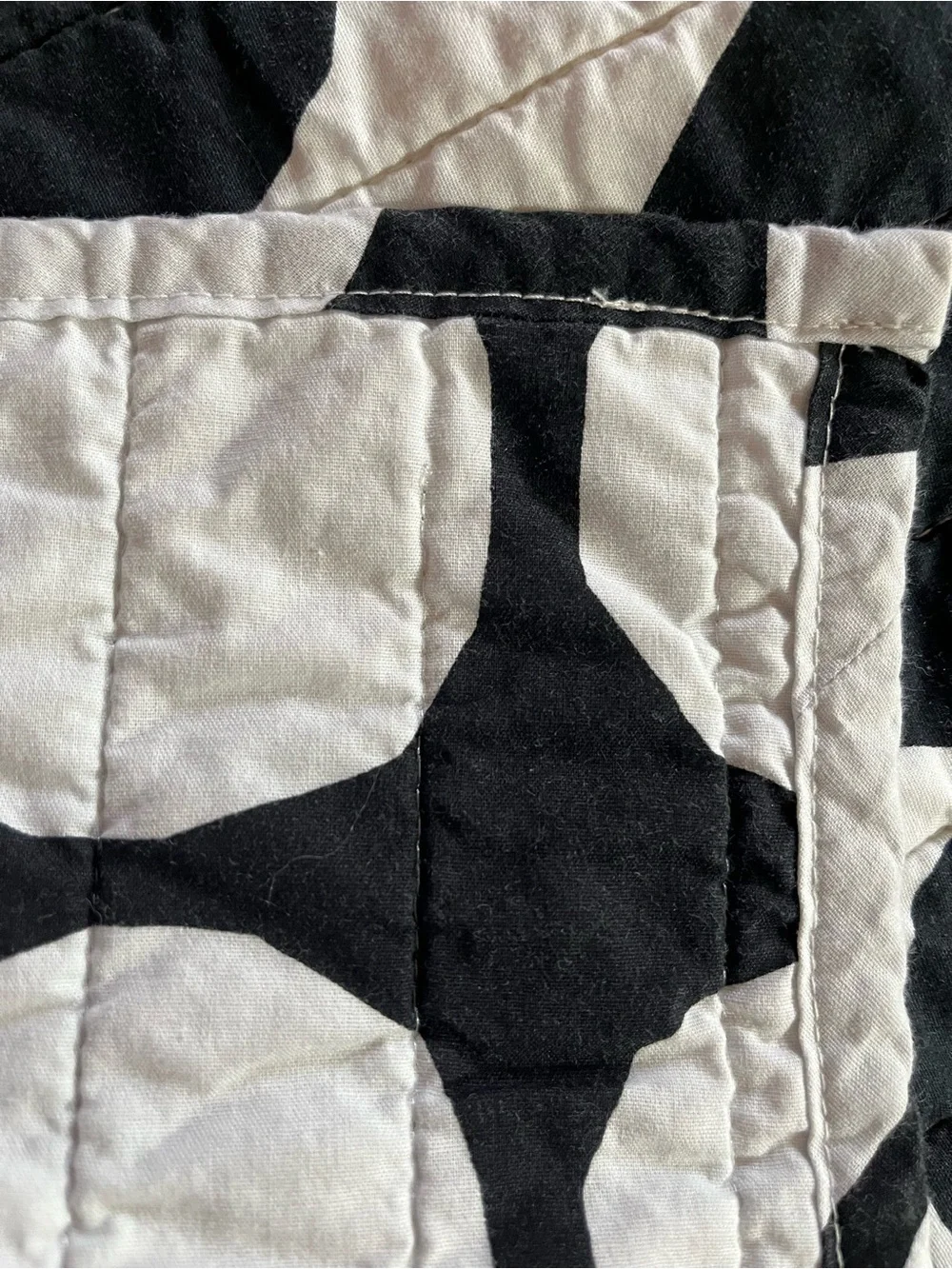 Marimekko Pienet Kivet Reversible Twin Size Quilt